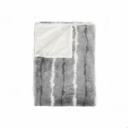 HOMEROOTS 50 x 60 in. Dayton Grey & White & Black Fur Throw 354556